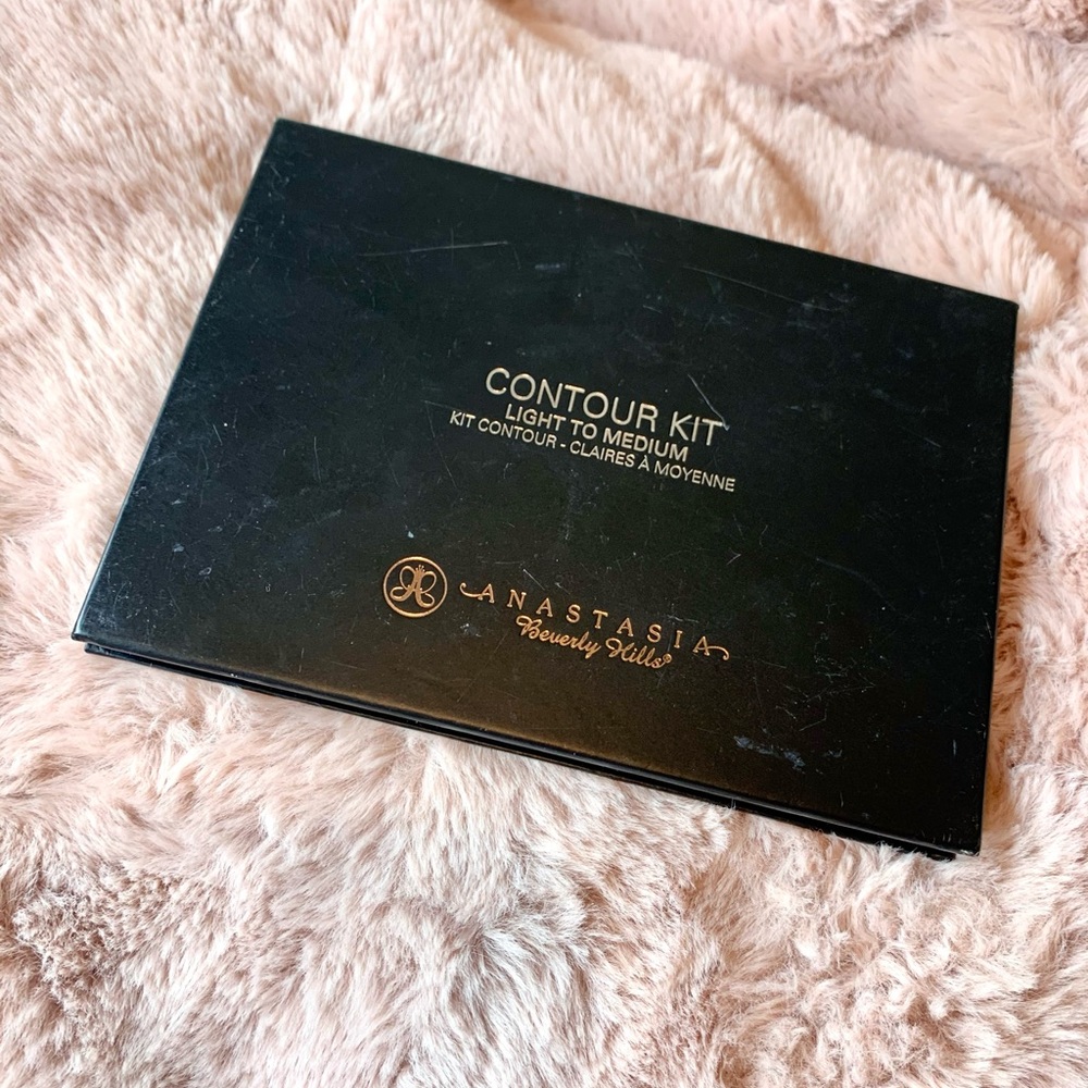 Anastasia Beverly Hills Contour Kit Light-Medium